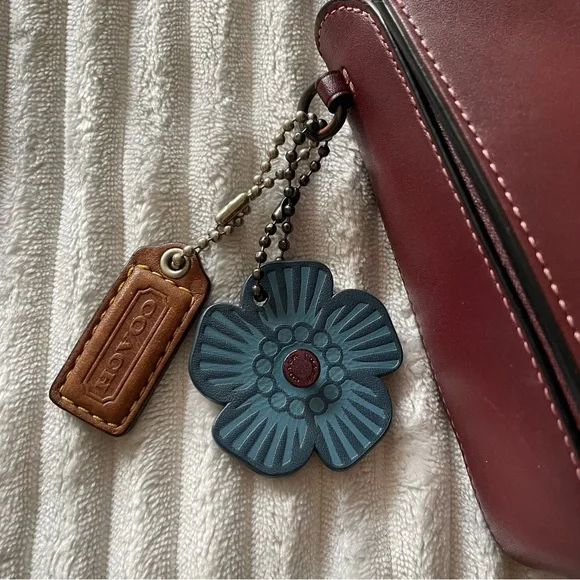 Coach Dinky 24 - Picture 11 of 11